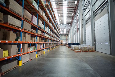 Cutting Costs in Storage: A Guide to Short-Term Commercial Options