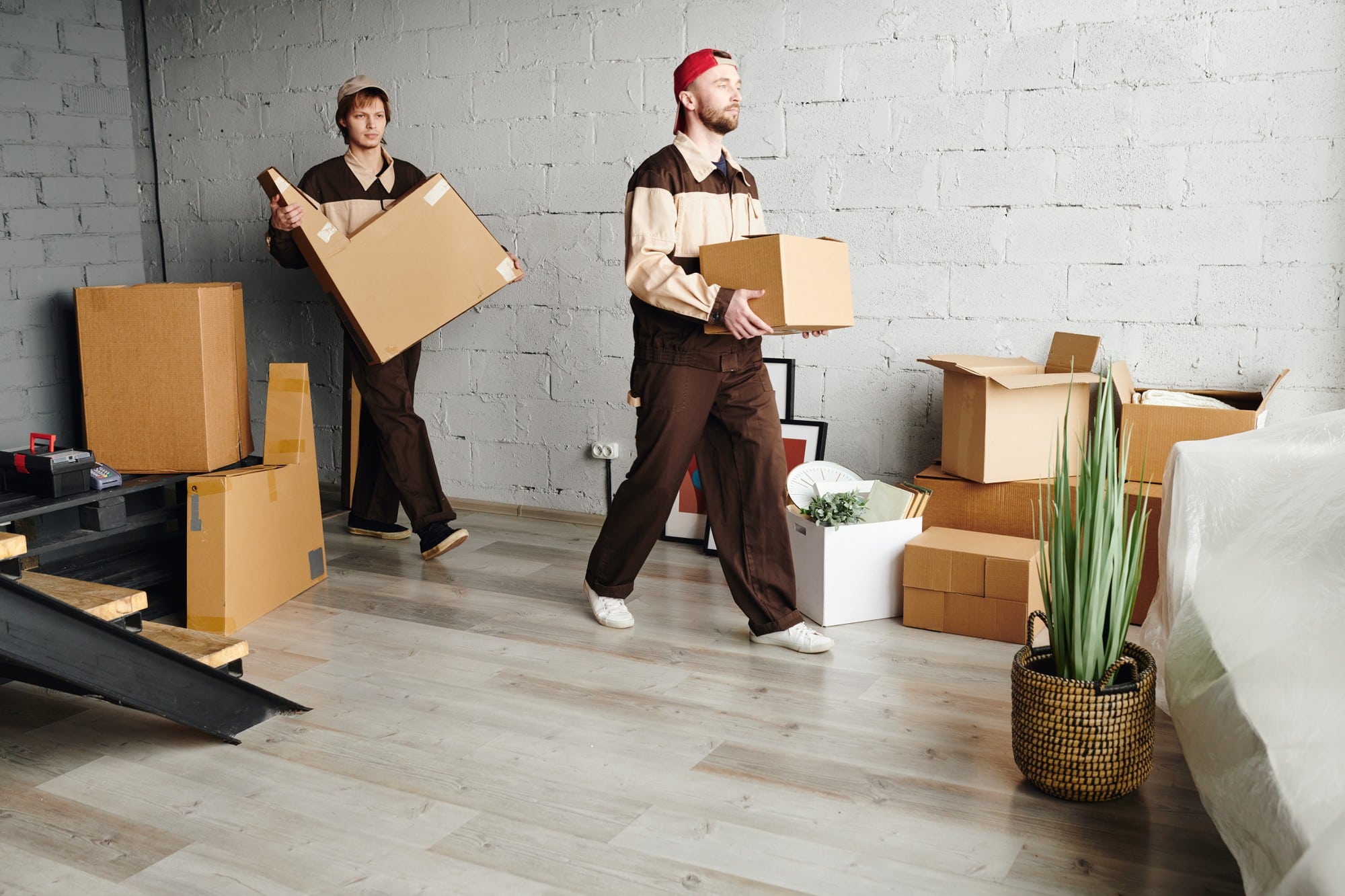 Leaders in Logistics: Exploring Expert Office Relocation Management