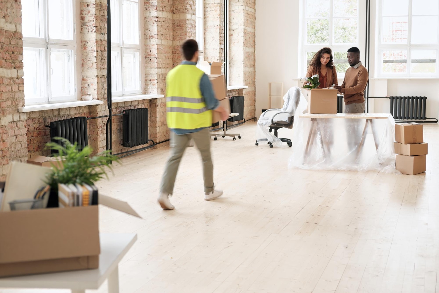 Your Essential Office Relocation Checklist for a Stress-Free Move